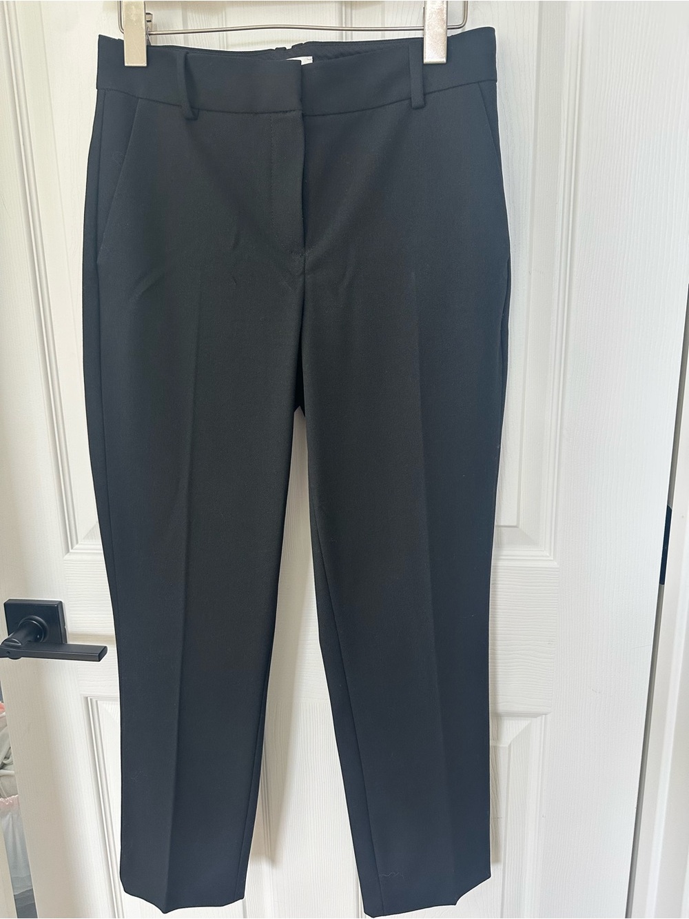 Aritzia. Babaton Women's ankle dress pant size 0  Black Straight-Leg Dress Pants